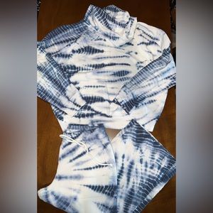 Victorias Secret VS Pink Blue Tie Dye Hoodie Cut Off Capri Sweat Suit Set Size M